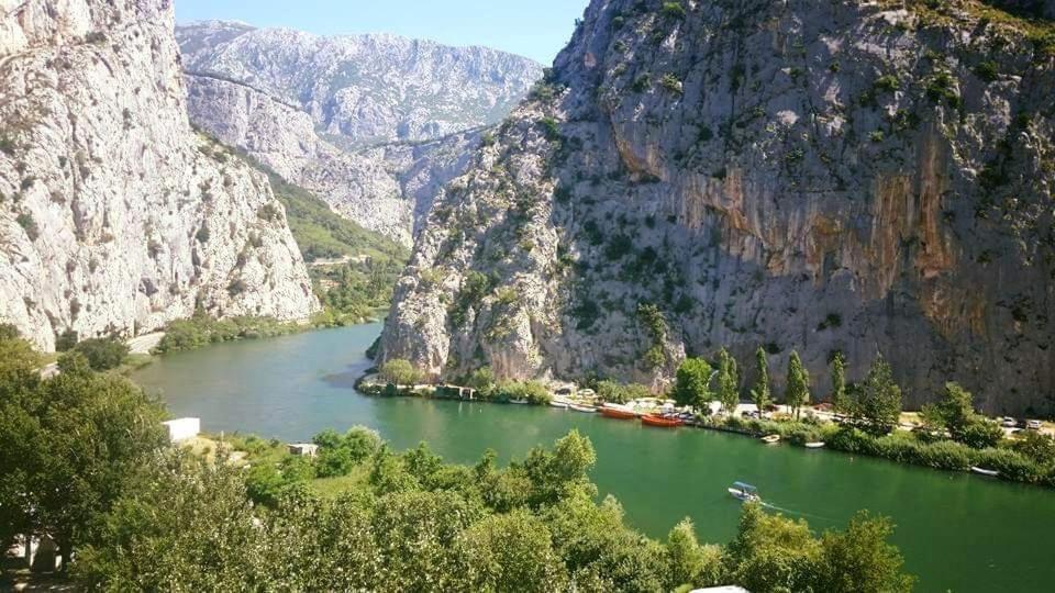 Apartments Jadra Omiš Esterno foto